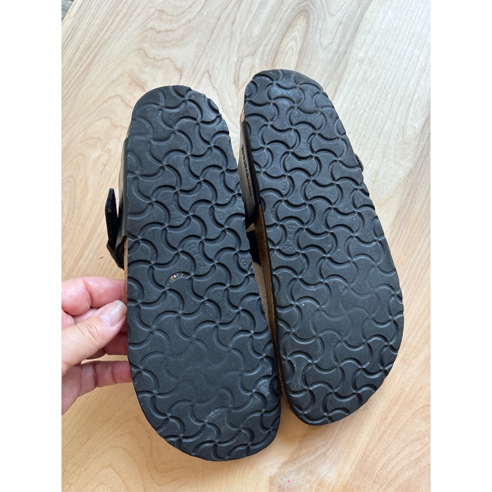 Birkenstock Black Leather Thong Sandals - Picture 5 of 10